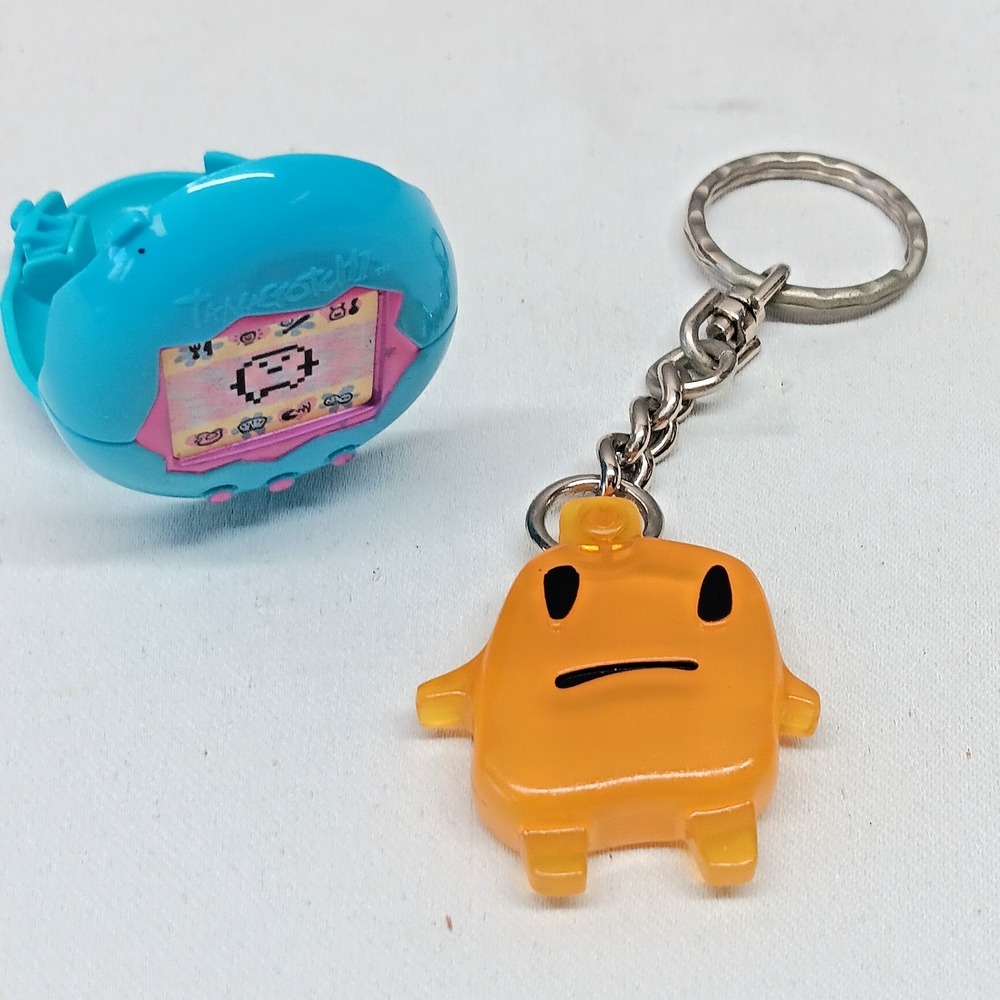1997 Tamagotchi Yellow Sad Face Keychain McDonald's Happy Meal Emoji 90s Toy